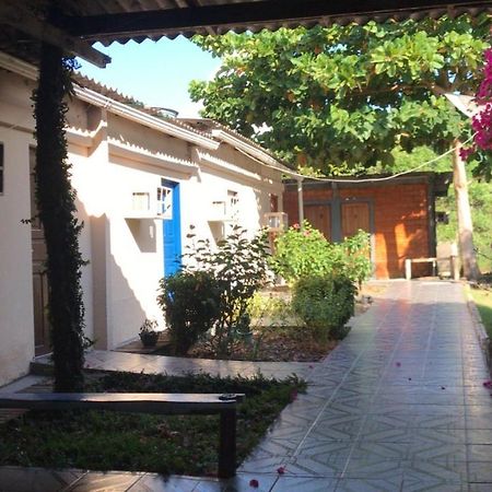 Pousada Ponta De Pedras Alter do Chao Exterior foto